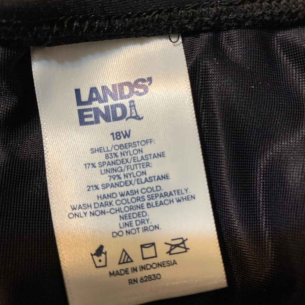 NWOT Lands End plus size swim dress - Picture 3 of 3
